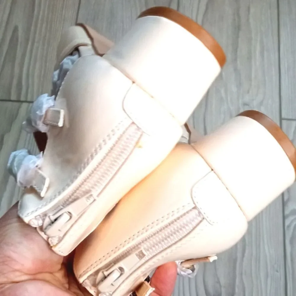 (63-3864)  Marry Jean Shoes Sz 3